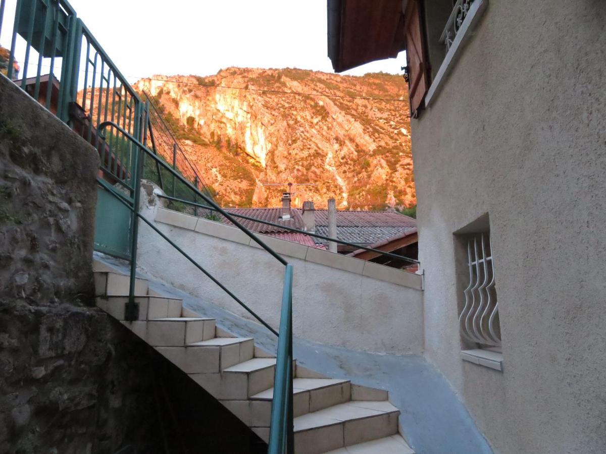 Au Bonheur Suspendu Daire Pont-en-Royans Dış mekan fotoğraf
